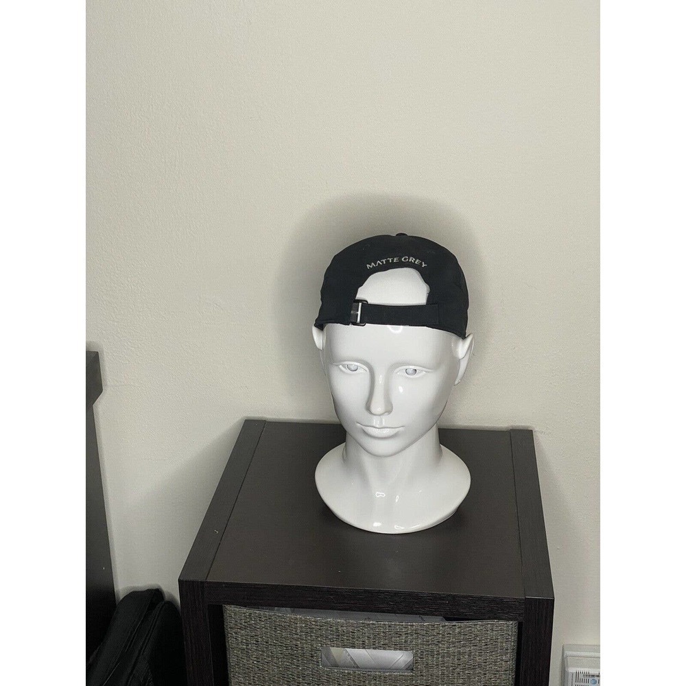 MATTE grey mens golf adjustable cap hat breathable, moisture wicking - Picture 3 of 7
